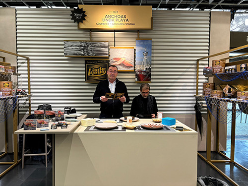 Anchoas Linda Playa en la feria Taste 2025: Calidad y Sabor Artesanal en Italia